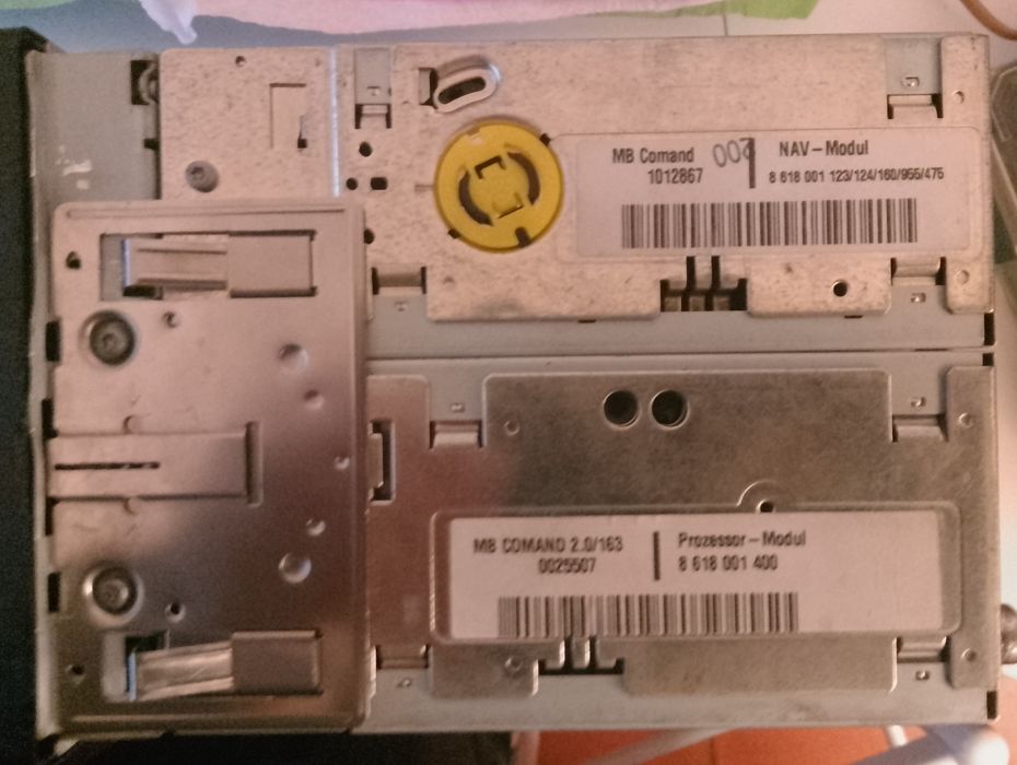 Auto radio Mercedes command 2