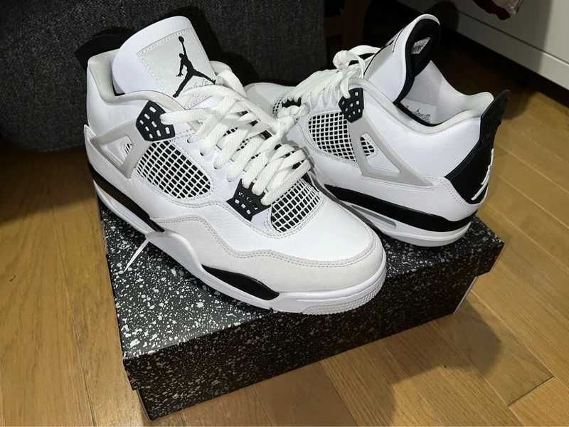"Buty koszykówki "Nike_Air_Jordan 4_Retro_Black_Military_Roz.40