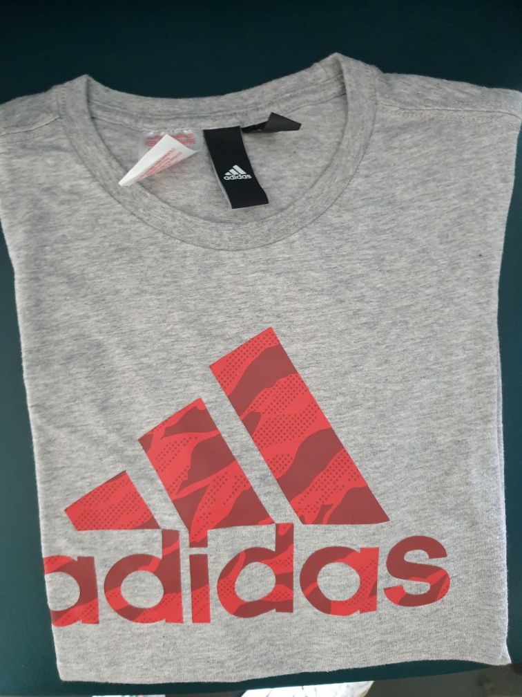 T-shirt   Adidas