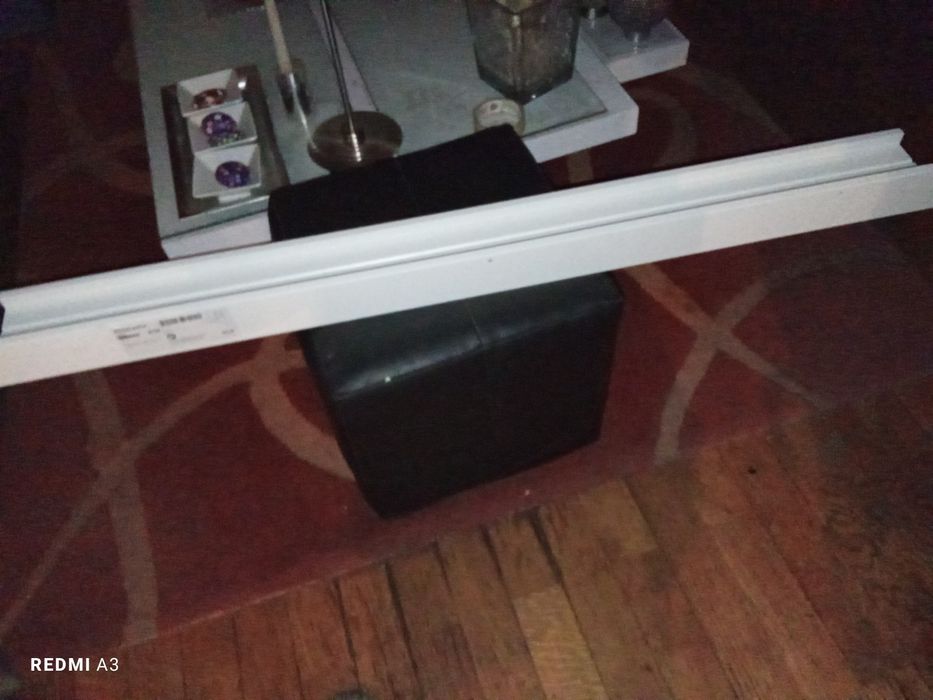 Estante IKEA em excelente estado