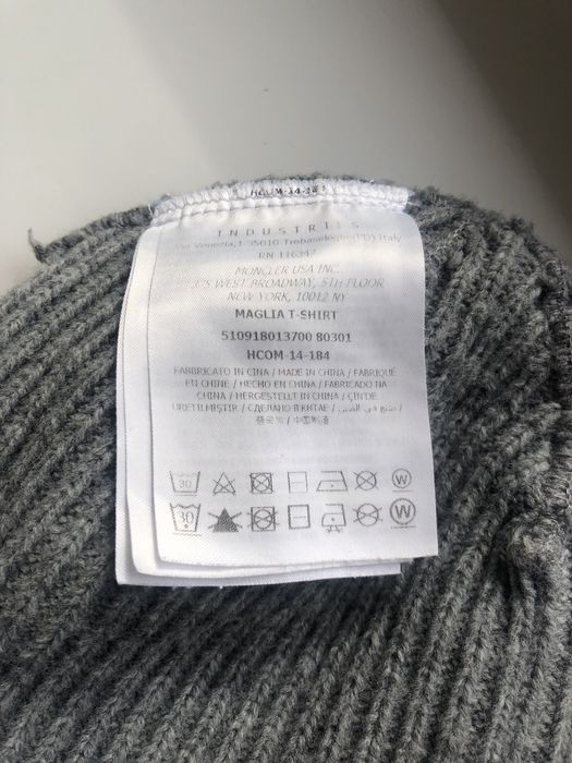 Шапка Moncler монклер