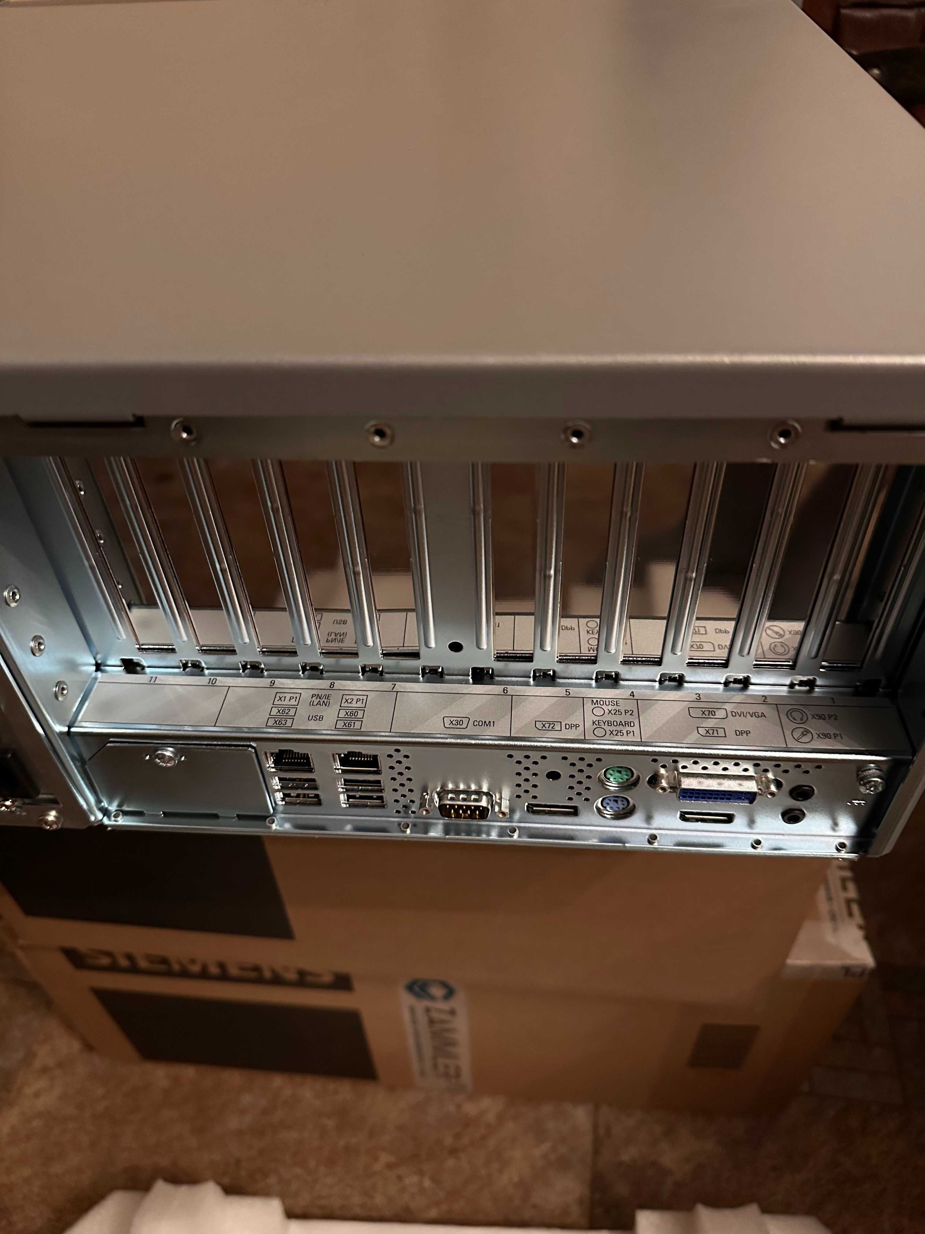 Siemens SIMATIC IPC847D Промисловий комп'ютер
6AG4114-2NR62-0BX6