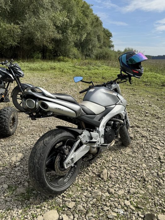 Suzuki GSR 600 2006