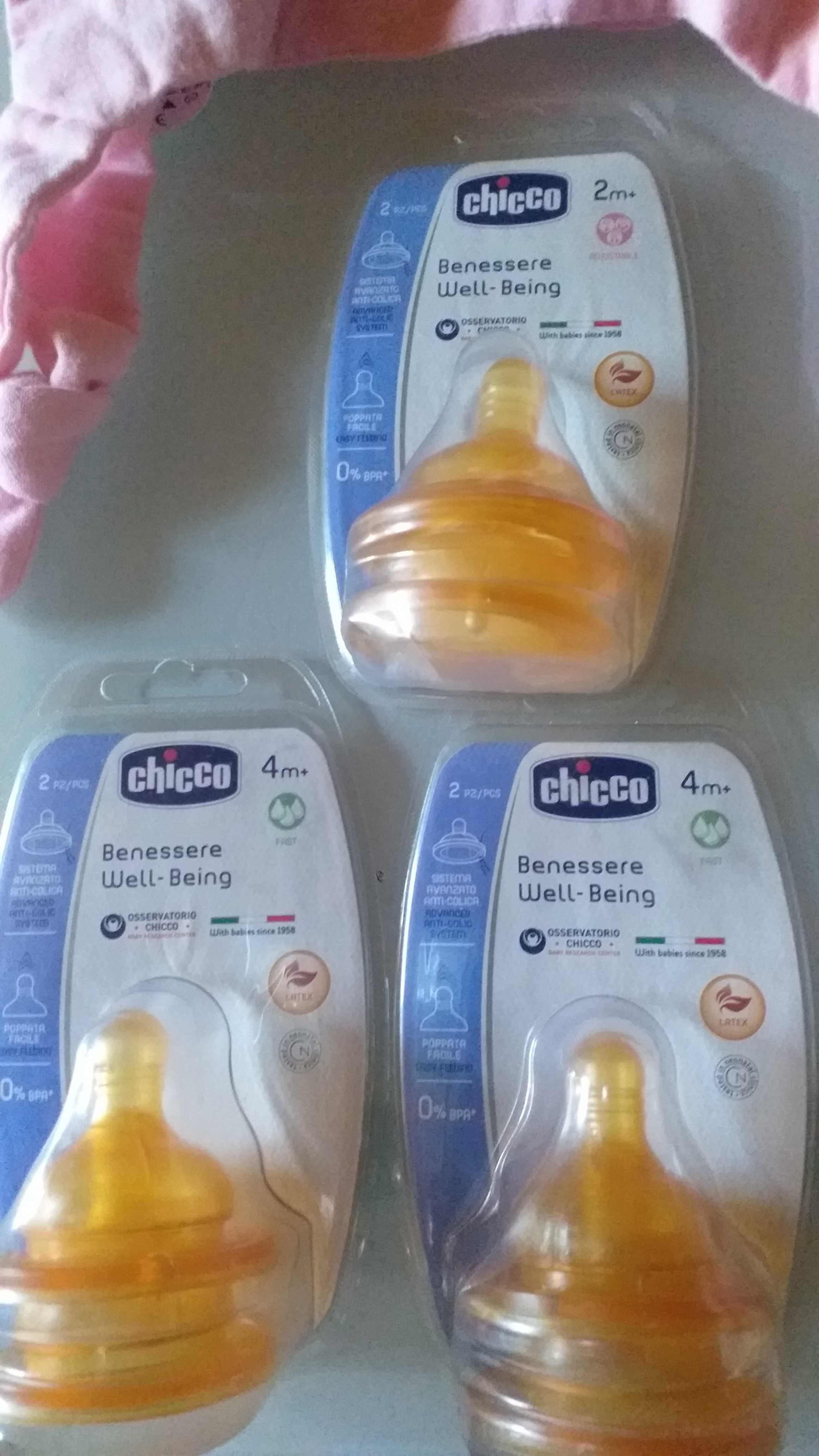 Diversos artigos novos CHICCO  e 2 fraldinhas