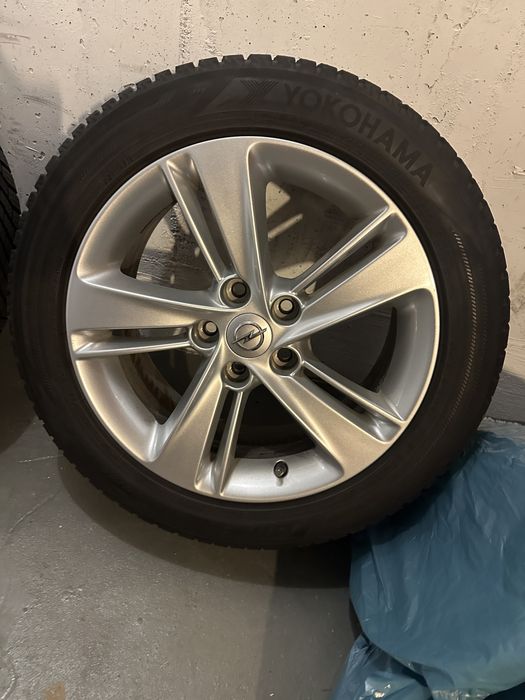 Opel Alufelgi Zima 225/50/17 INSYGNIA B