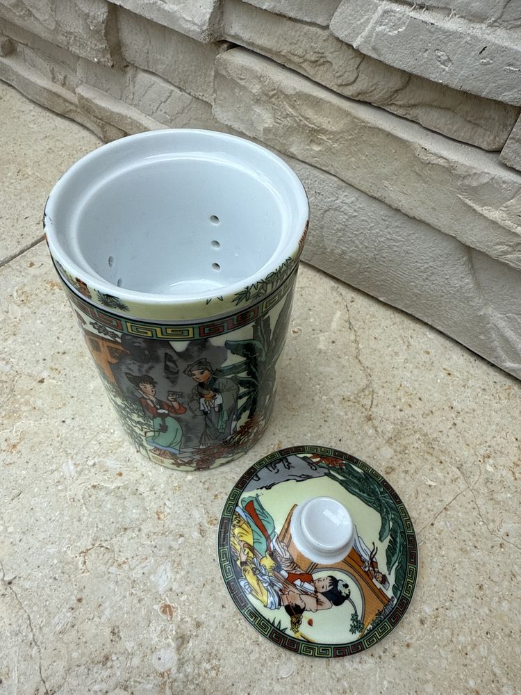 Chiński kubek z zaparzaczem z porcelany Chiny Japonia Gejsza jak nowy