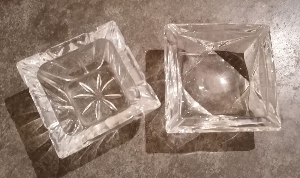 Vendo Frapé em INOX, profissional, balde de gelo e 4 cinzeiros