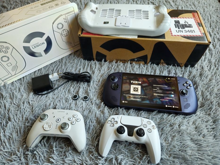 Lenovo Legion GO S SteamOS Z2 512 GB +набір аксесуарів