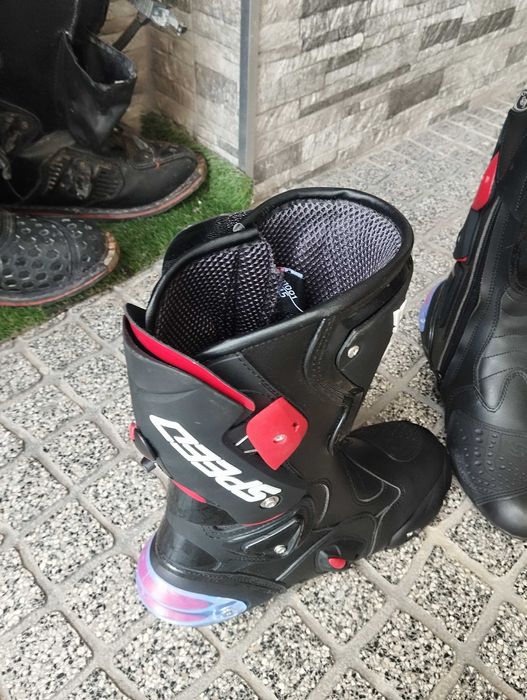 Botas de mota novas a estrear