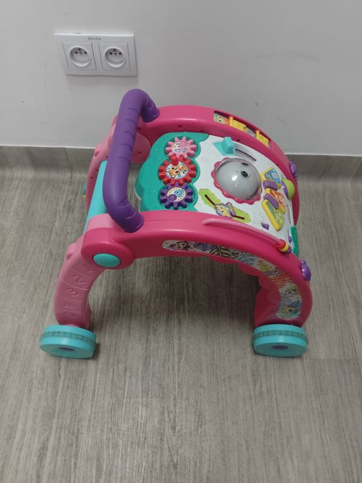 Sprzedam interaktywny balkonik dla dziecka do chodzenia.