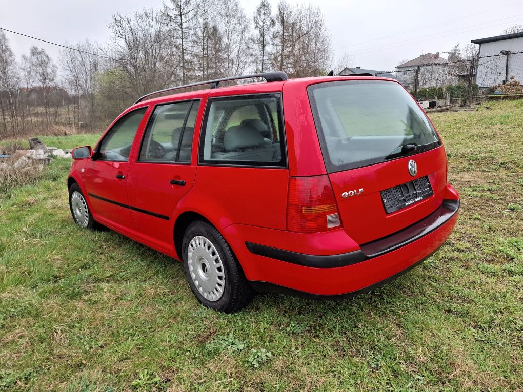 Volkswagen Golf 4 1.4 kombi