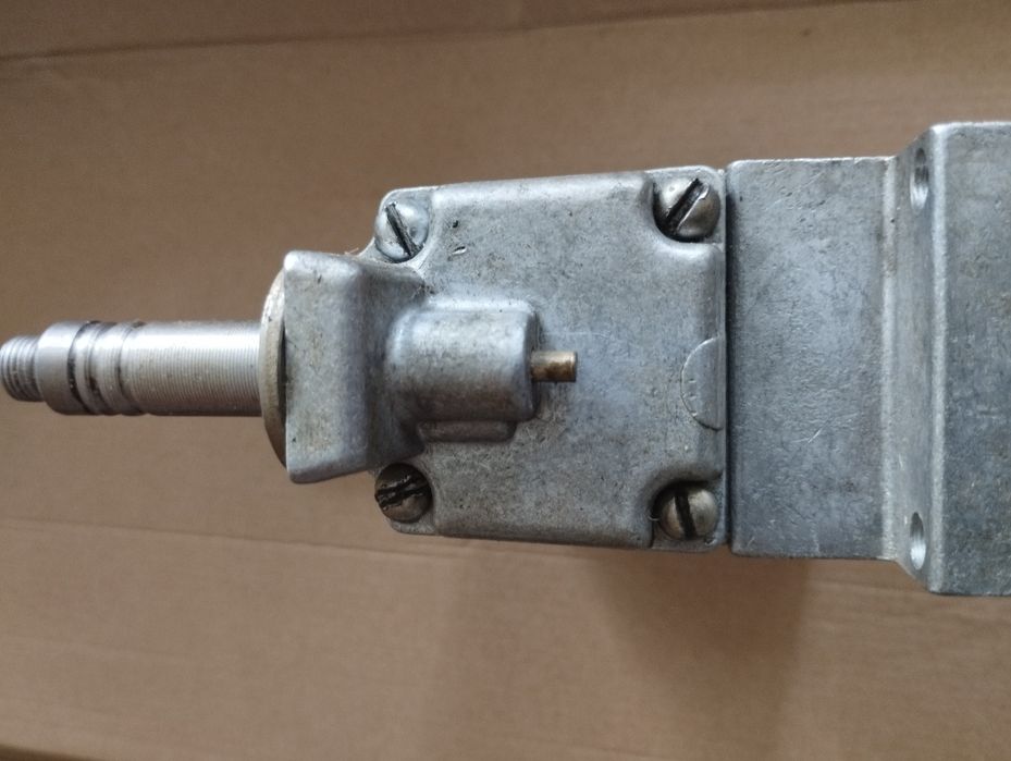 Пневмораспределитель 232