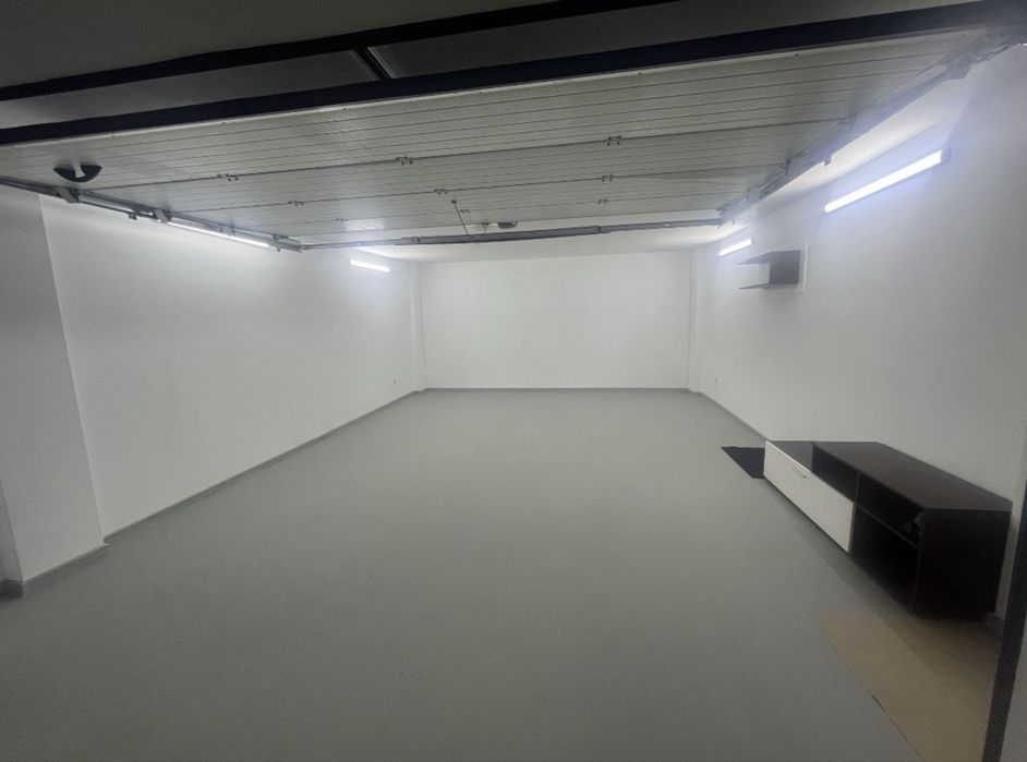 Здається в довгострокову оренду 1 кім квартира по вул.Довженка