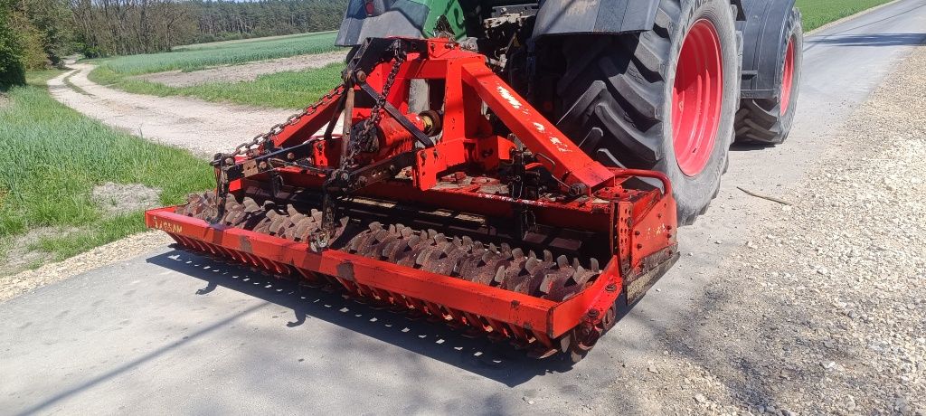 Brona wirowa Agram 3000 2x wał paker i rurowy, Sprowadzona