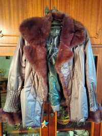 Бордовая женская куртка размер 44-46