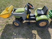 Traktor na pedały z turem+przyczepa