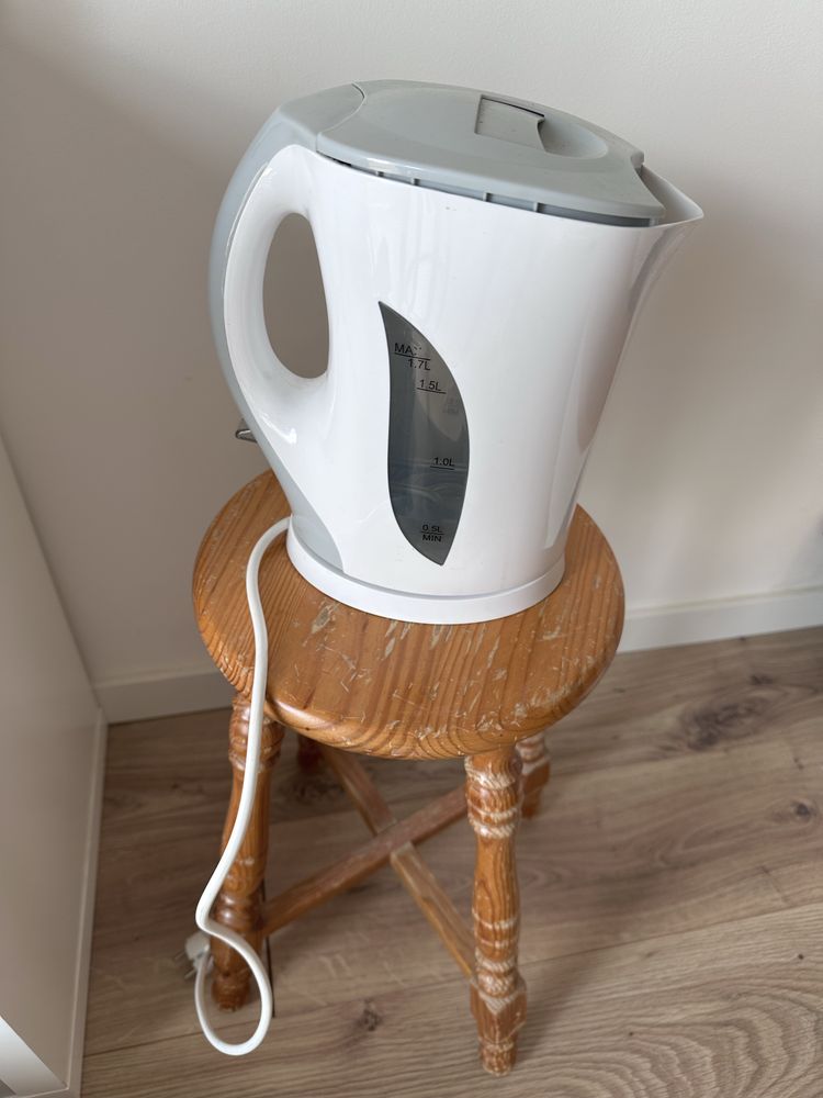 Jarro elétrico para doar