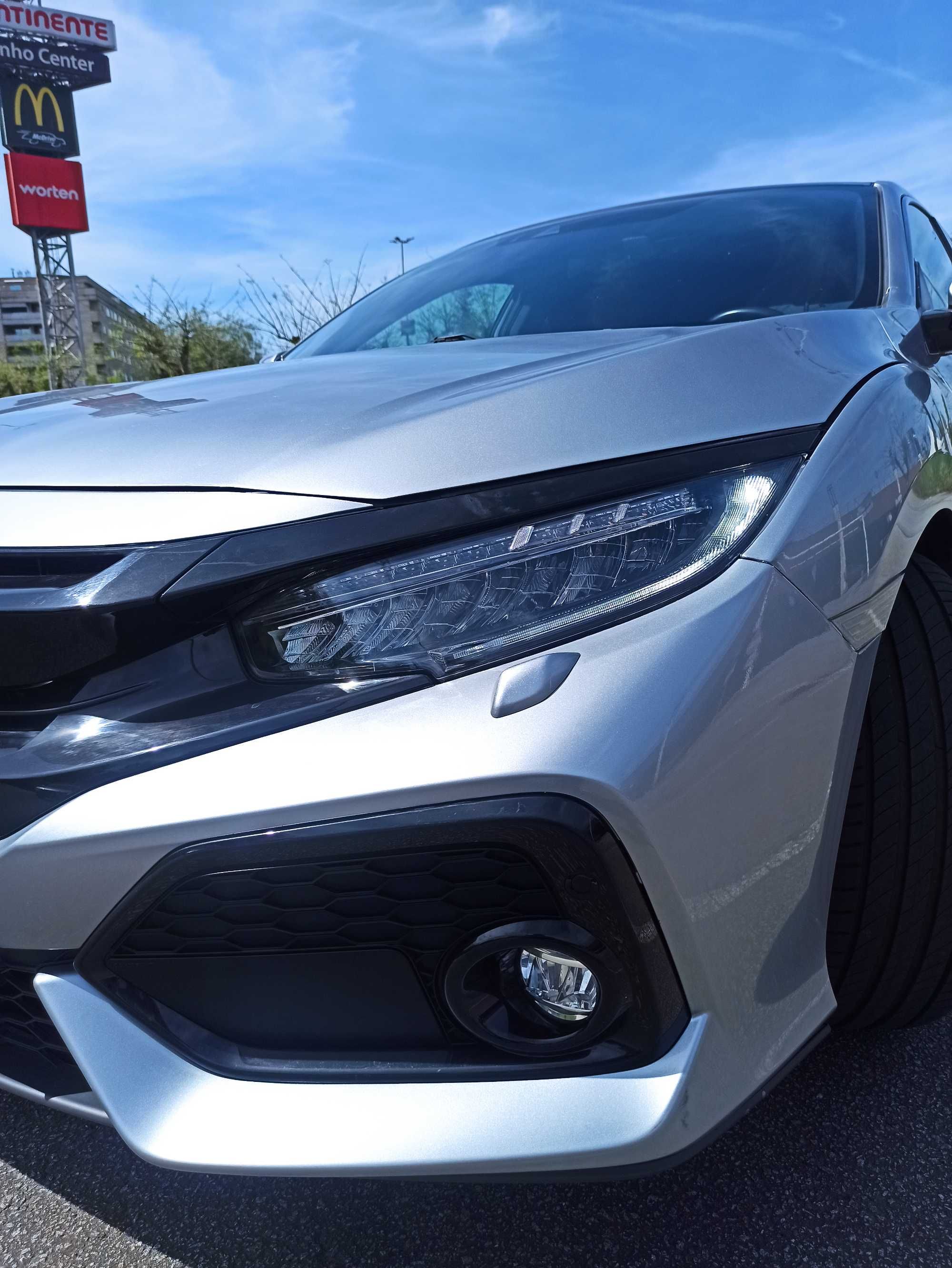 Honda Civic 1.0 i-VTEC Turbo Comfort - 129cv - Teto panorâmico