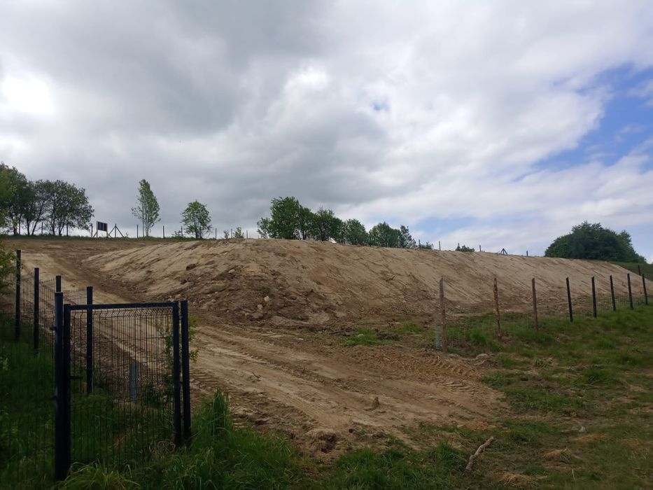 Sprzedam działkę budowlaną usługowa 2569 M2 potuły szymbark