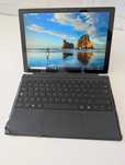 Microsoft Surface Pro 4 (1724) – i5 / 256GB