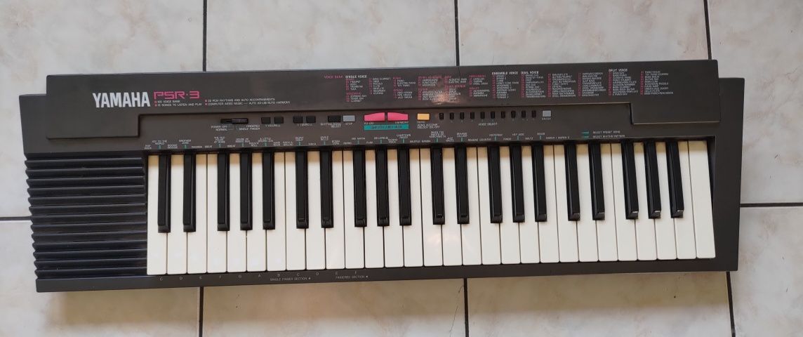 Instrument klawiszowy organy elektryczne Yamaha PSR-3 vintage