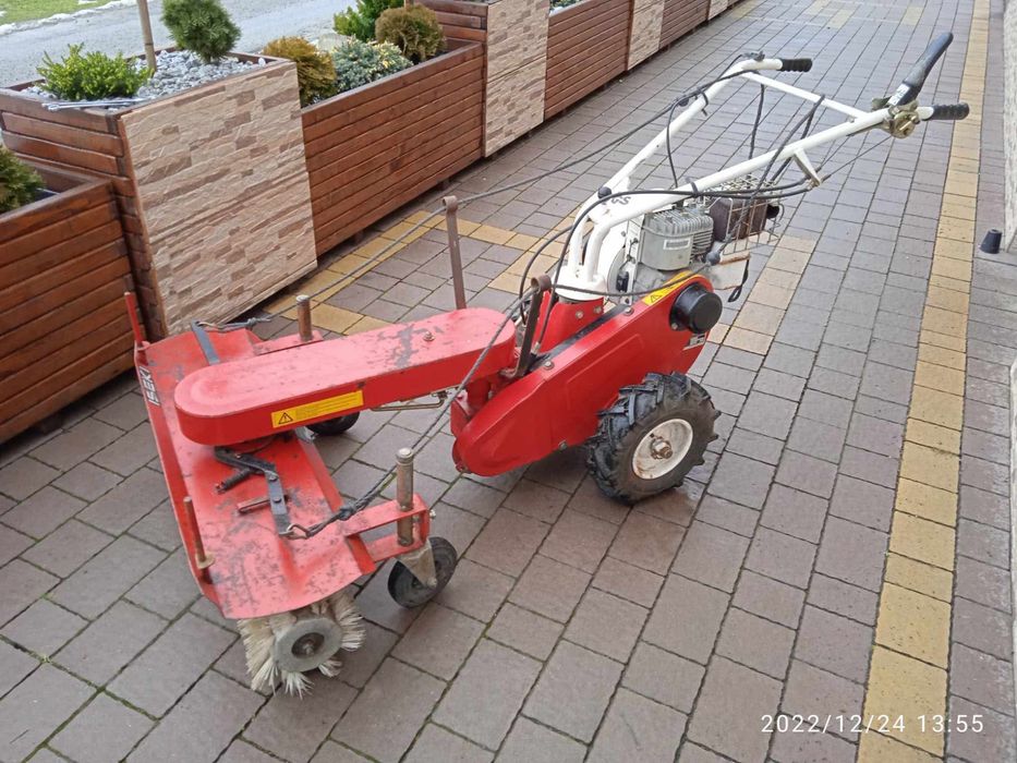 Zamiatarka odsniezarka traktorek kawasaki