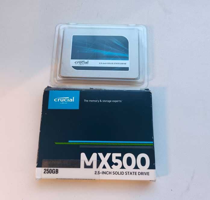 Crucial 250GB 2,5" SATA SSD MX500 prawie nowy - 54h
