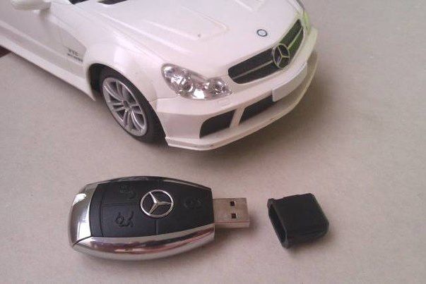 USB flash Mercedes Benz 64GB