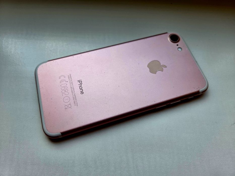 Smartfon Apple 7  iPhone