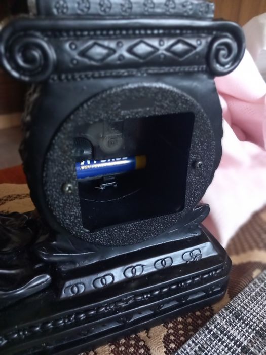 Zegar kominkowy w stylu retro