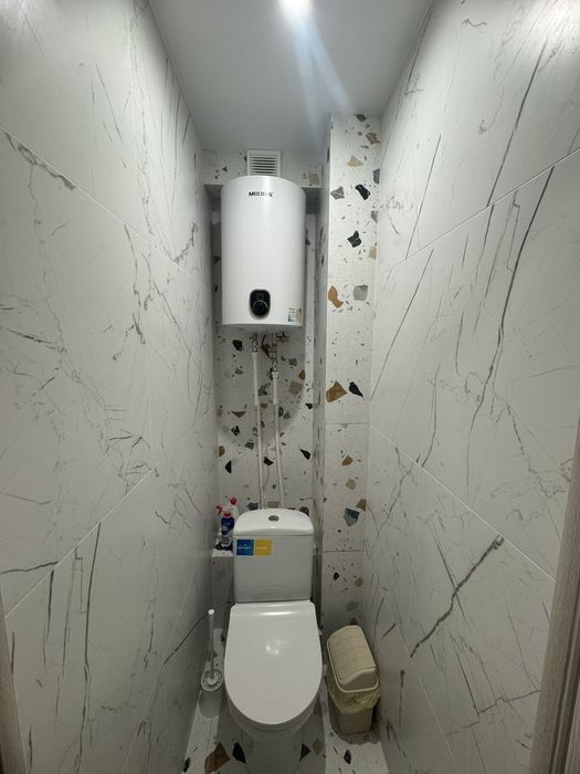 Продаж 2 кімнатної Ватутіна (Ф.Караманиця)