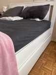 Cama casal IKEA 140x200+ arrumaçao + colchao