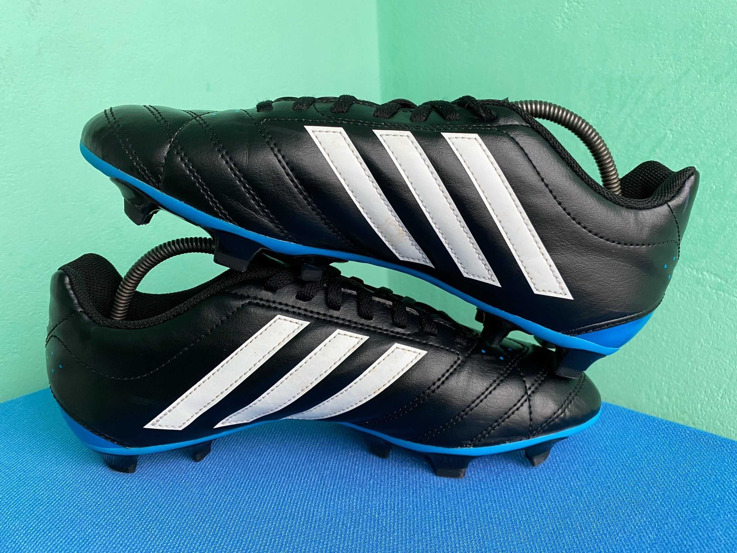 Копочки Adidas Goletto V
