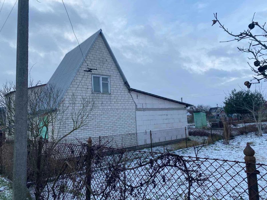Продам дачу, двоповерховий цегляний будинок, Західний Буг.