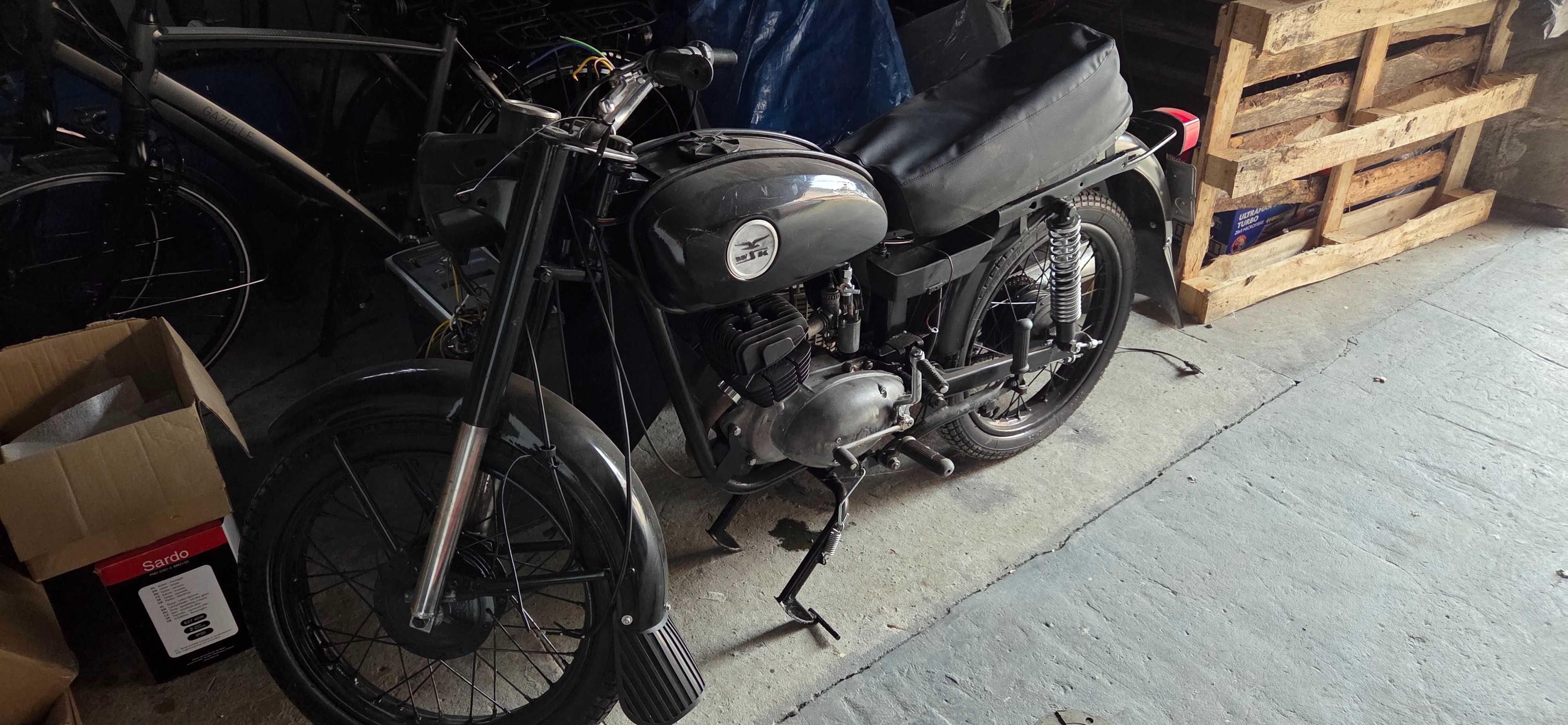 WSK 3  motor wsk 125