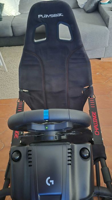 Volante Logitech G923 + Cadeira playseat Challenge