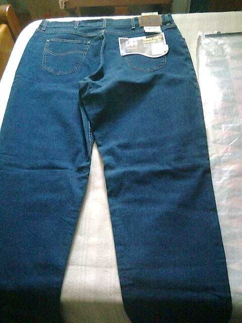 Jeans Lee novos com etiqueta