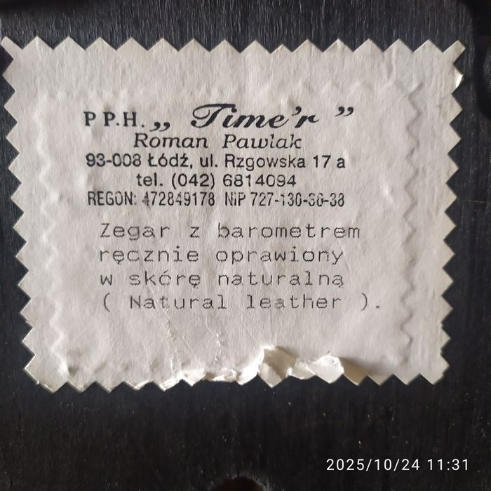 Zegar, barometr termometr.