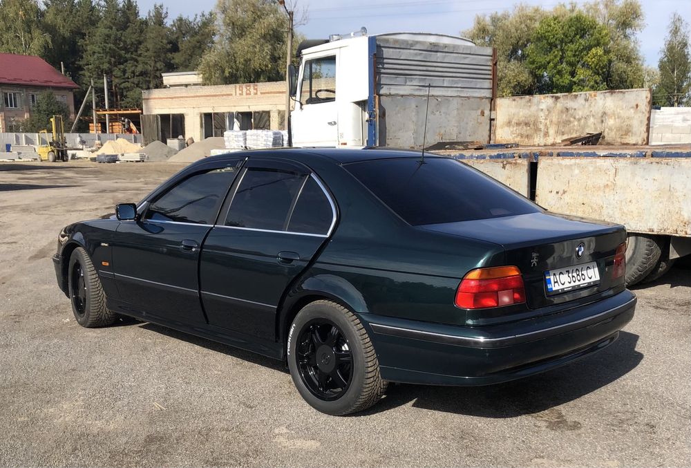 BMW 525 TDS седан