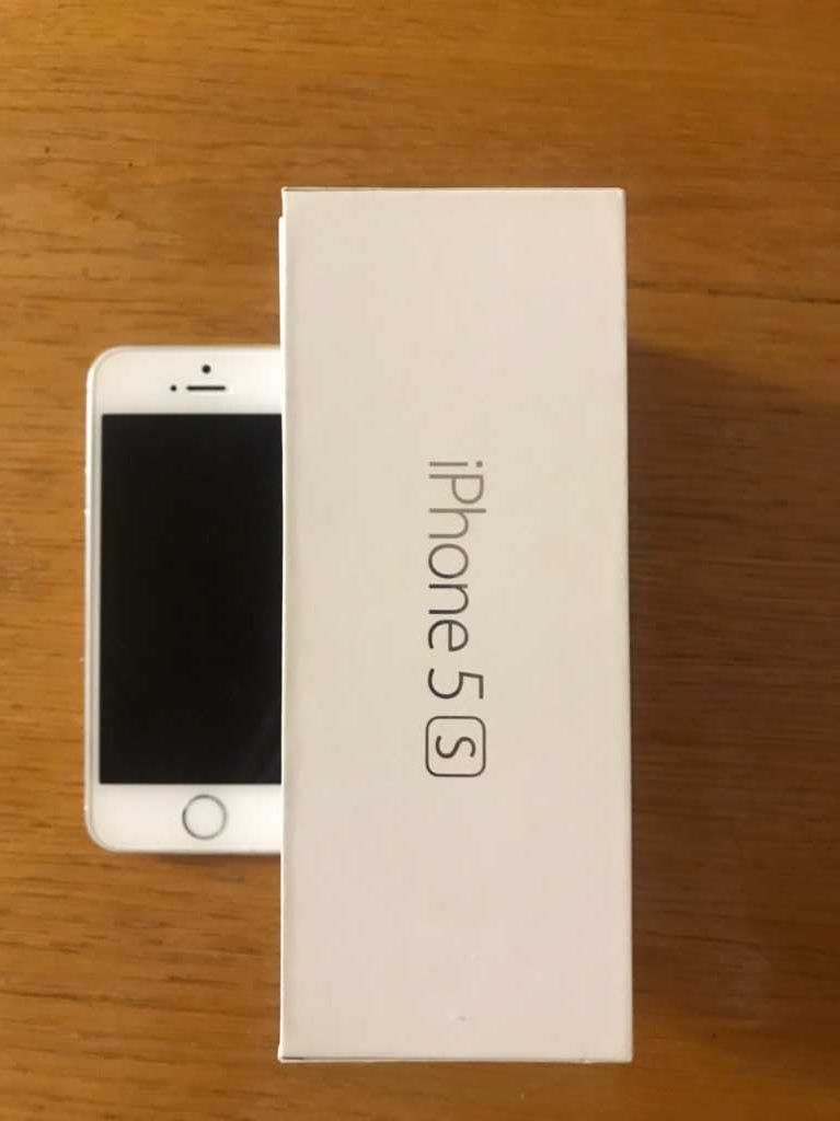 iPhone 5s 16 GB Silver