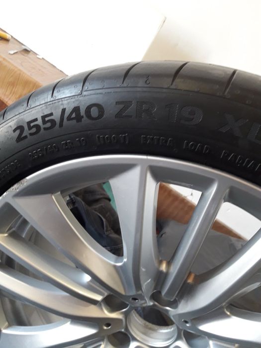 Диски с резиной Continental 255/40 R19