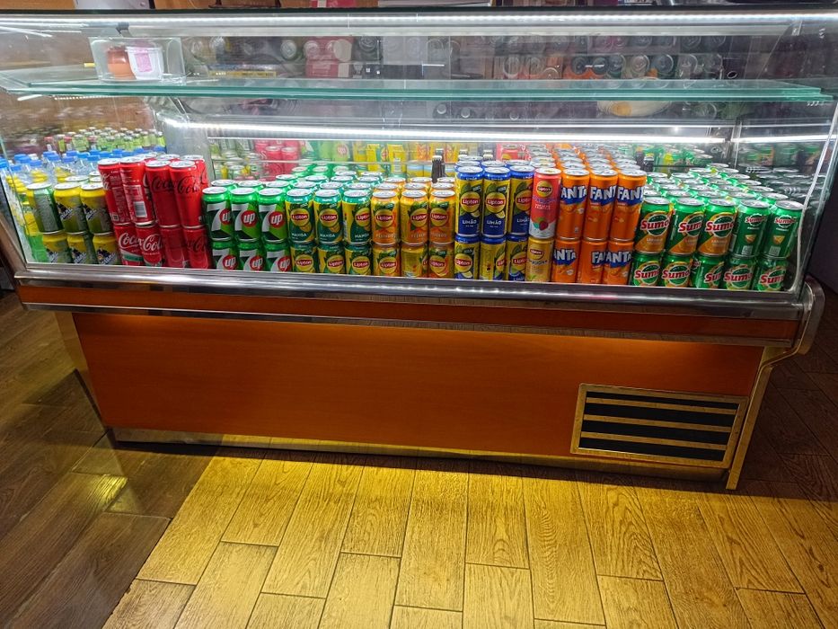 Vitrine com frio.