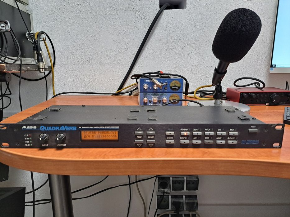Alesis Quadraverb