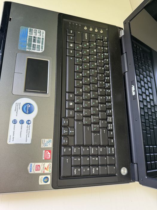 Ноутбук Asus A7U, win 7