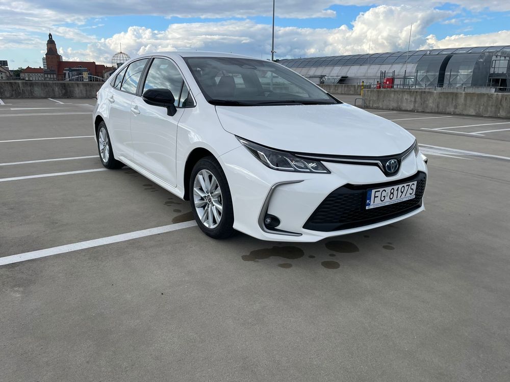 Wynajem toyota corolla hybryda + LPG bez limitu km