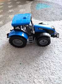 Traktor zabawkowy