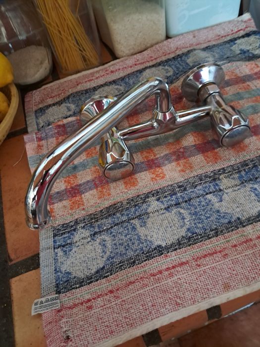 Torneira de cozinha.