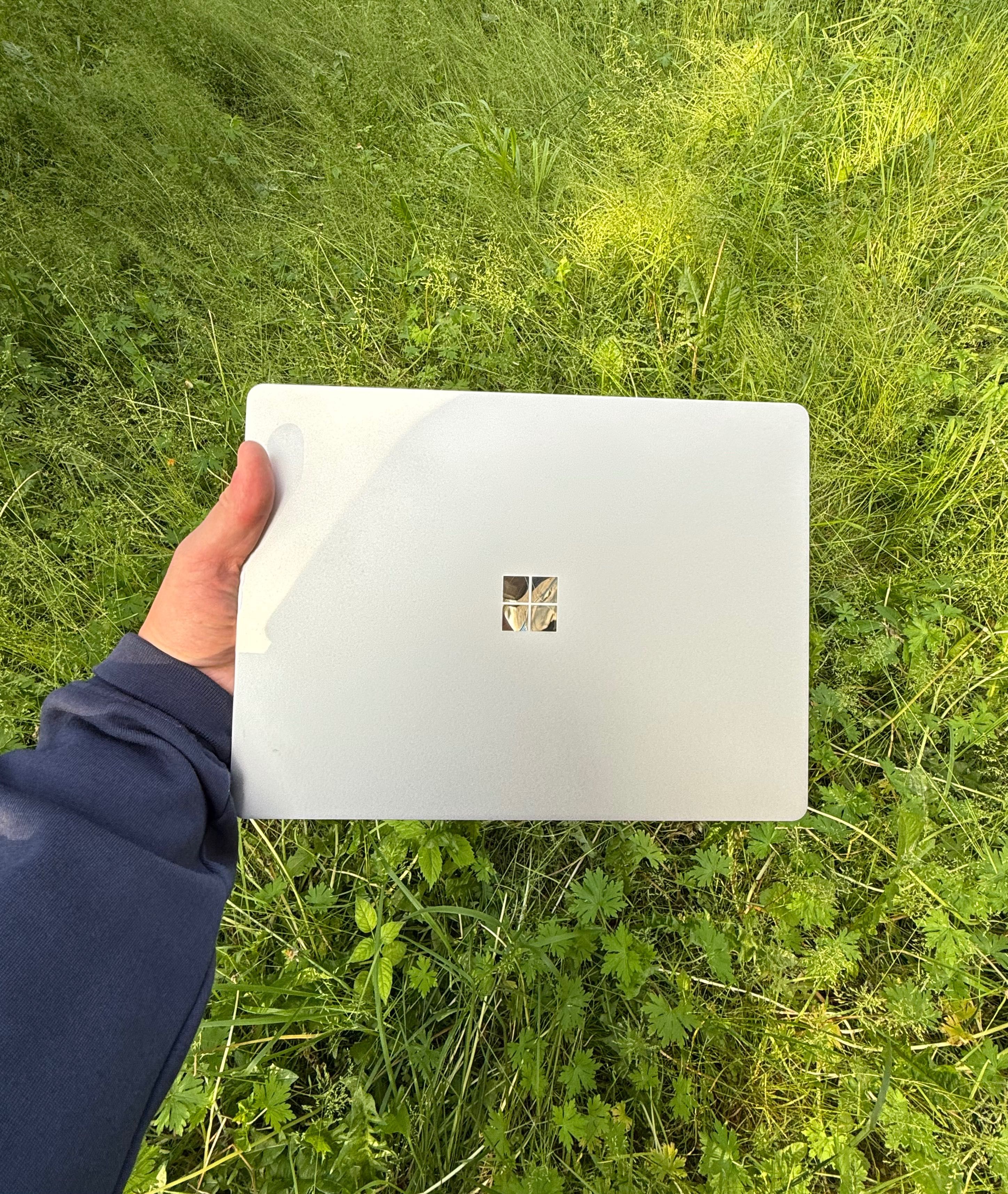 SURFACE LAPTOP GO (Platinum, 12.4, i5-1035G1, 8RAM, 128SSD, як новий)