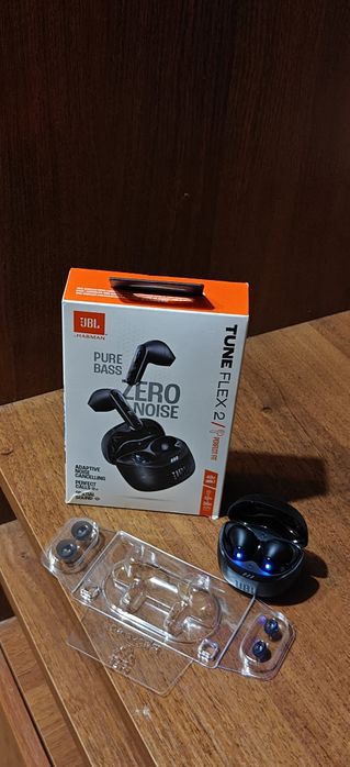 Продам новые наушники JBL Tune Flex 2