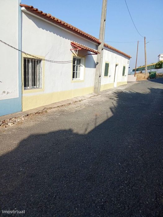 Moradia para recuperar em Odivelas, Beja